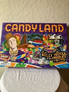 Hasbro: CandyLand x Willy Wonka Board Game- SEALED